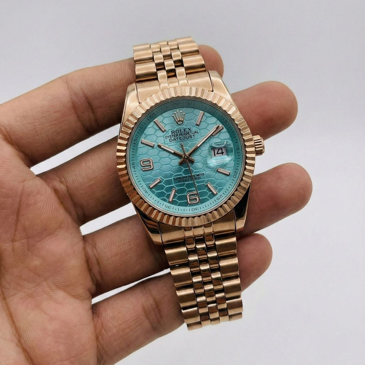 ROLEX (LAND DWELLER) Men's Watch Quartz Movement Date Working Push Lock Clasp - Jewelsoftime