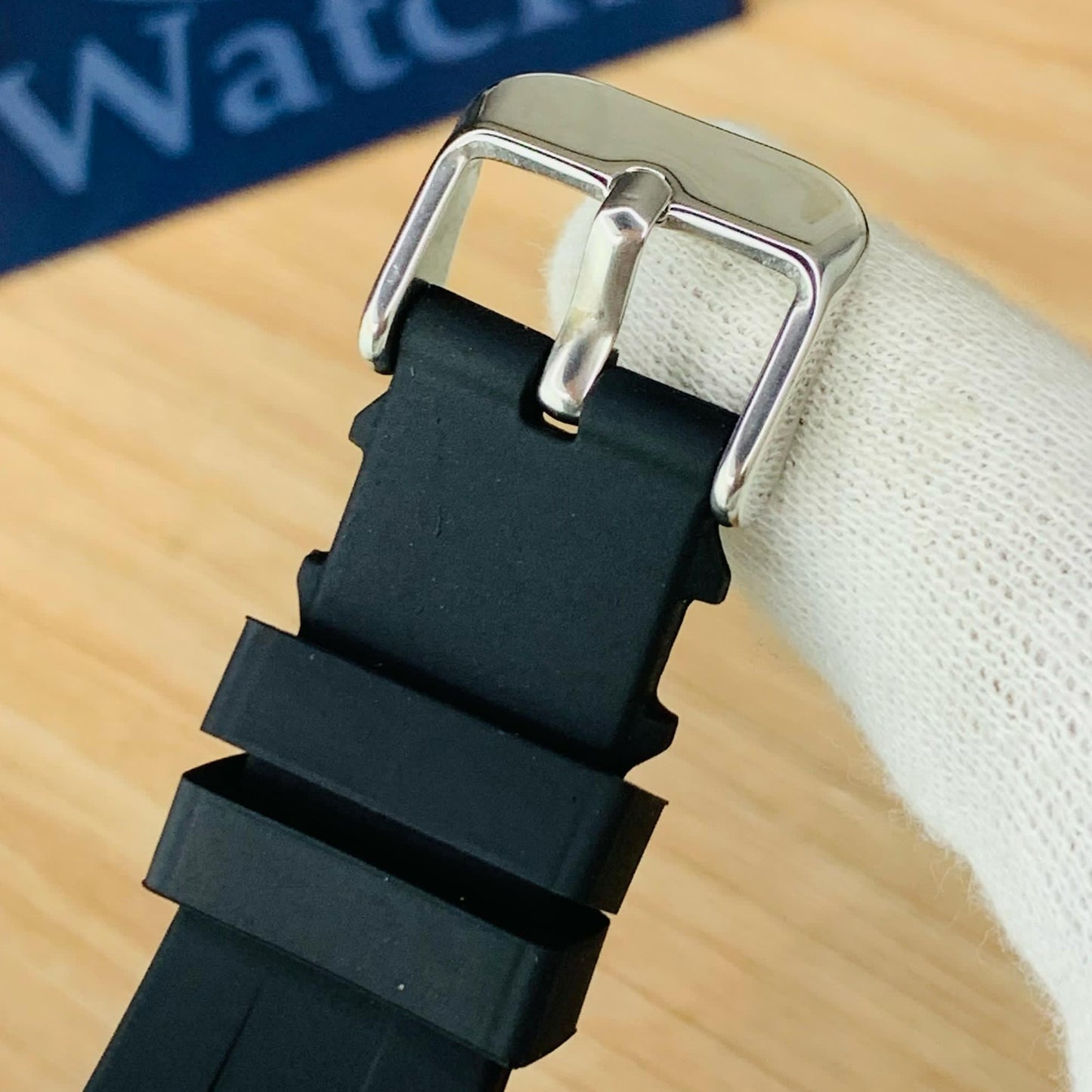 UNIVERSAL POINT - PATEK PHILIPPE MODEL MEN'S WATCH - CHINA ASSEMBLE - DATE WORKING - Jewelsoftime