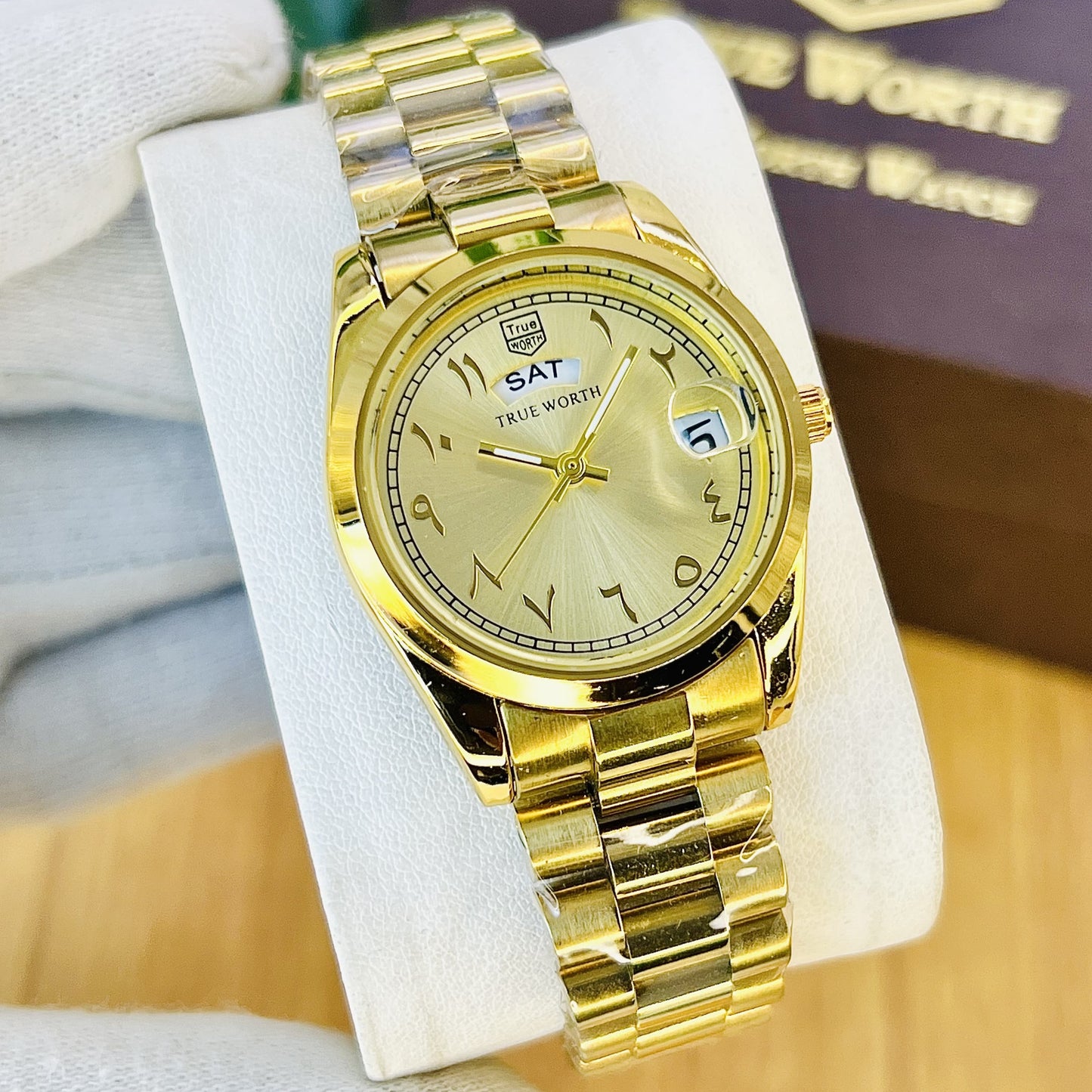 TRUE WORTH LADIES WATCH COLLECTION – PREMIUM STEEL CHAIN, DATE & DAY FUNCTION - Jewelsoftime