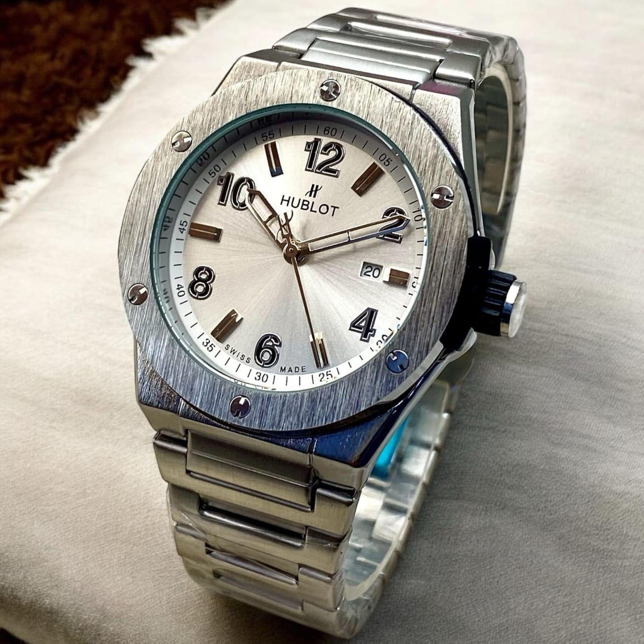 HUBLOT (NEW MODEL)DATE WORKING - Jewelsoftime