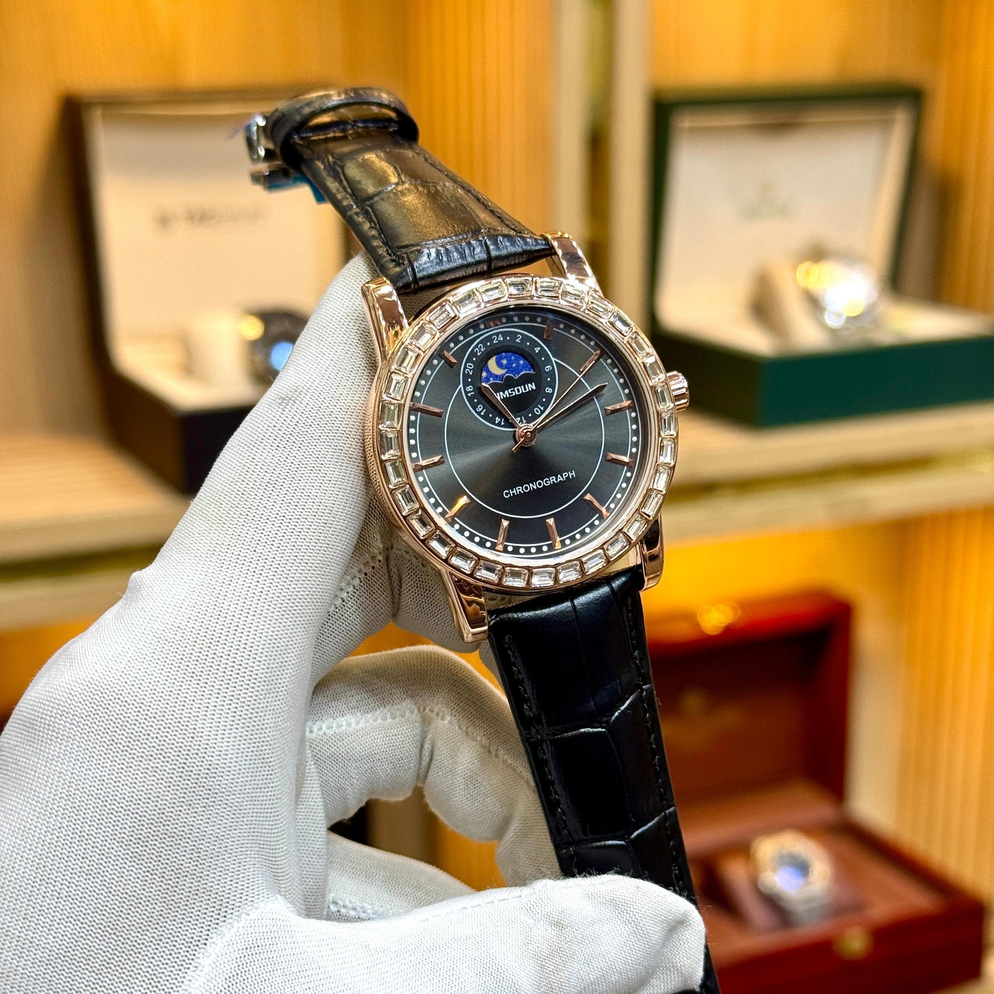 KIMSOUN Original Men's Watch-Quartz Movement Leather Strap Master Lock High-Quality Build - Jewelsoftime