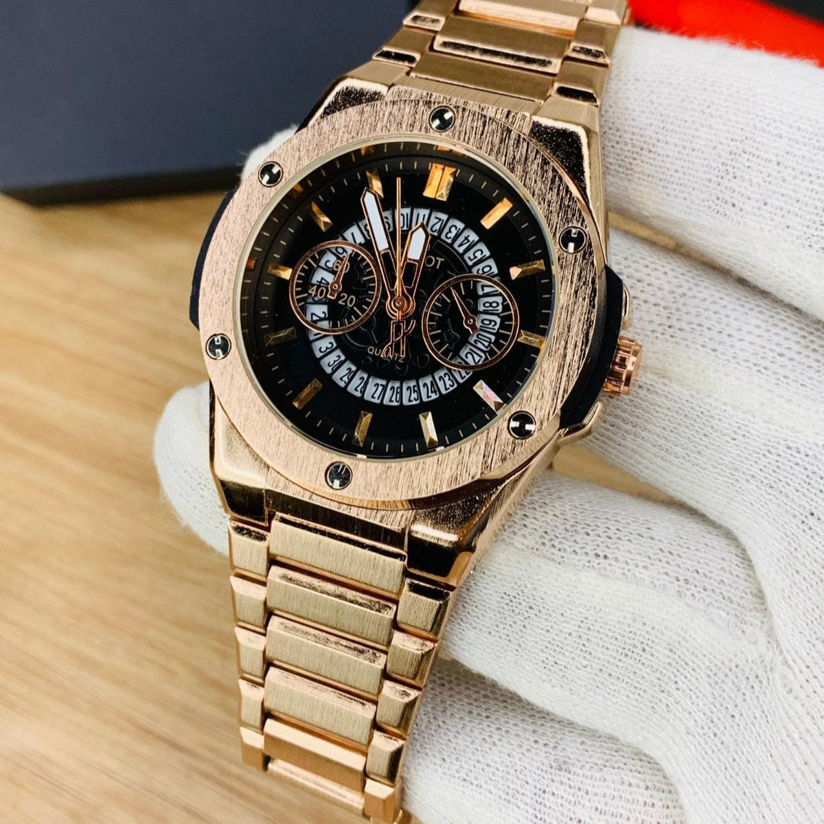 HUBLOT MEN'S WATCH - CLASSIC MODEL - STAINLESS STEEL - QUARTZ MACHINE - Jewelsoftime