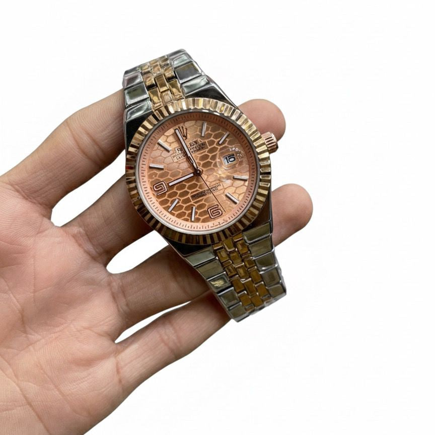 ROLEX (LAND DWELLER) Men's Watch Quartz Movement Date Working Push Lock Clasp - Jewelsoftime