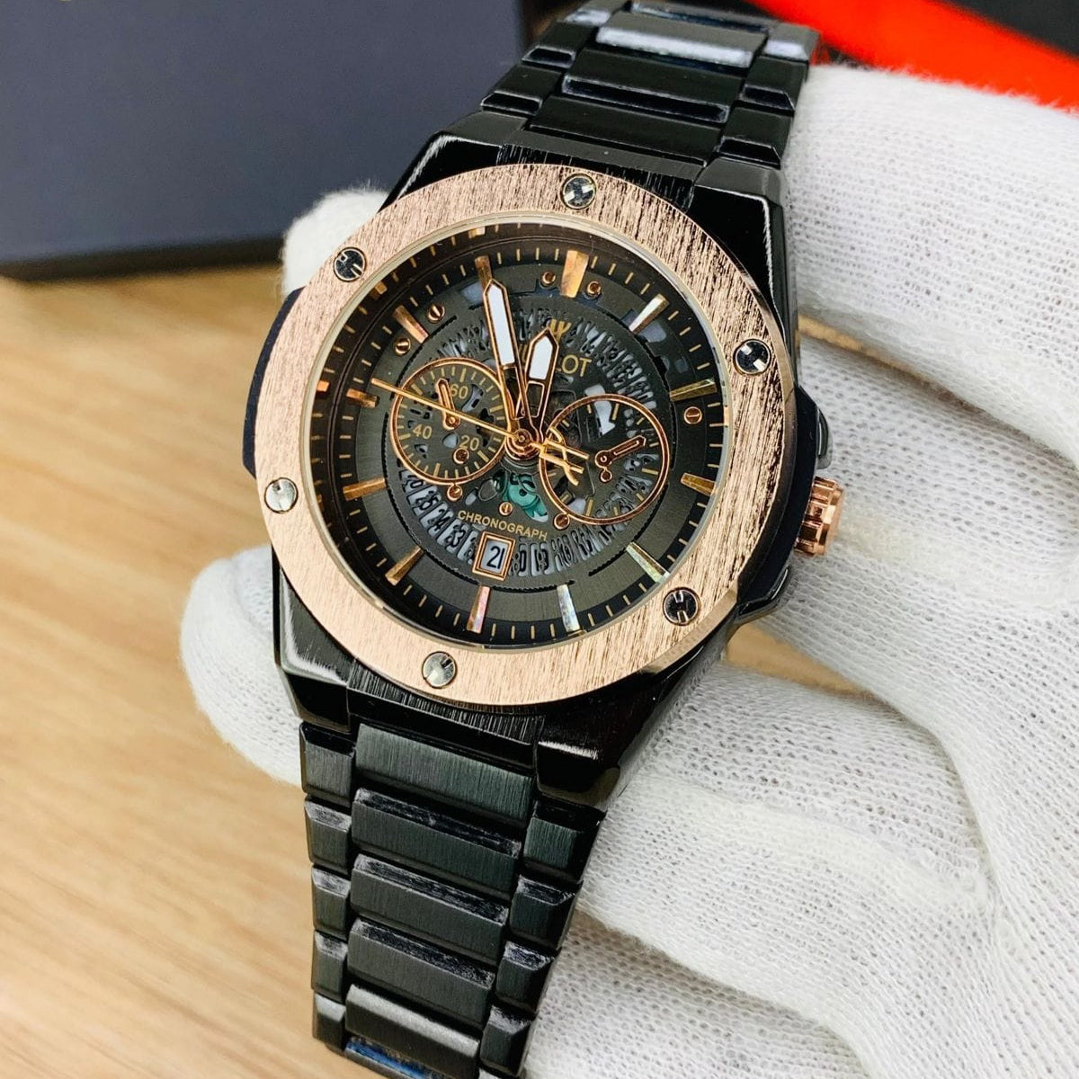 HUBLOT MEN'S WATCH - CLASSIC MODEL - STAINLESS STEEL - QUARTZ MACHINE - Jewelsoftime