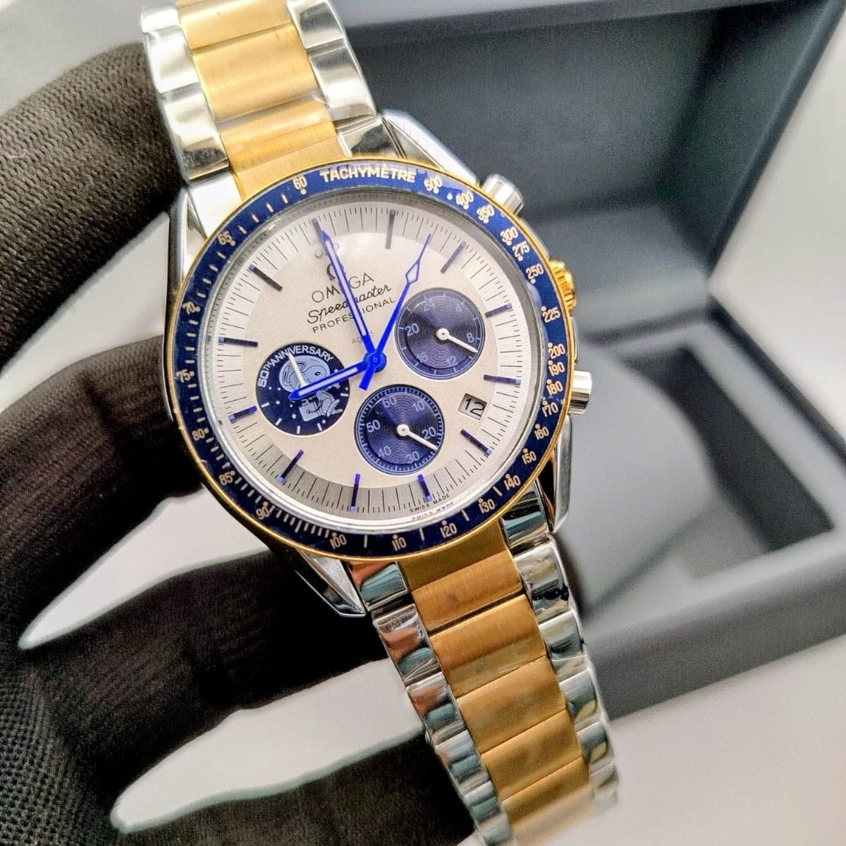 OMEGA-Speedmaster-Snoopy men's watch - Jewelsoftime