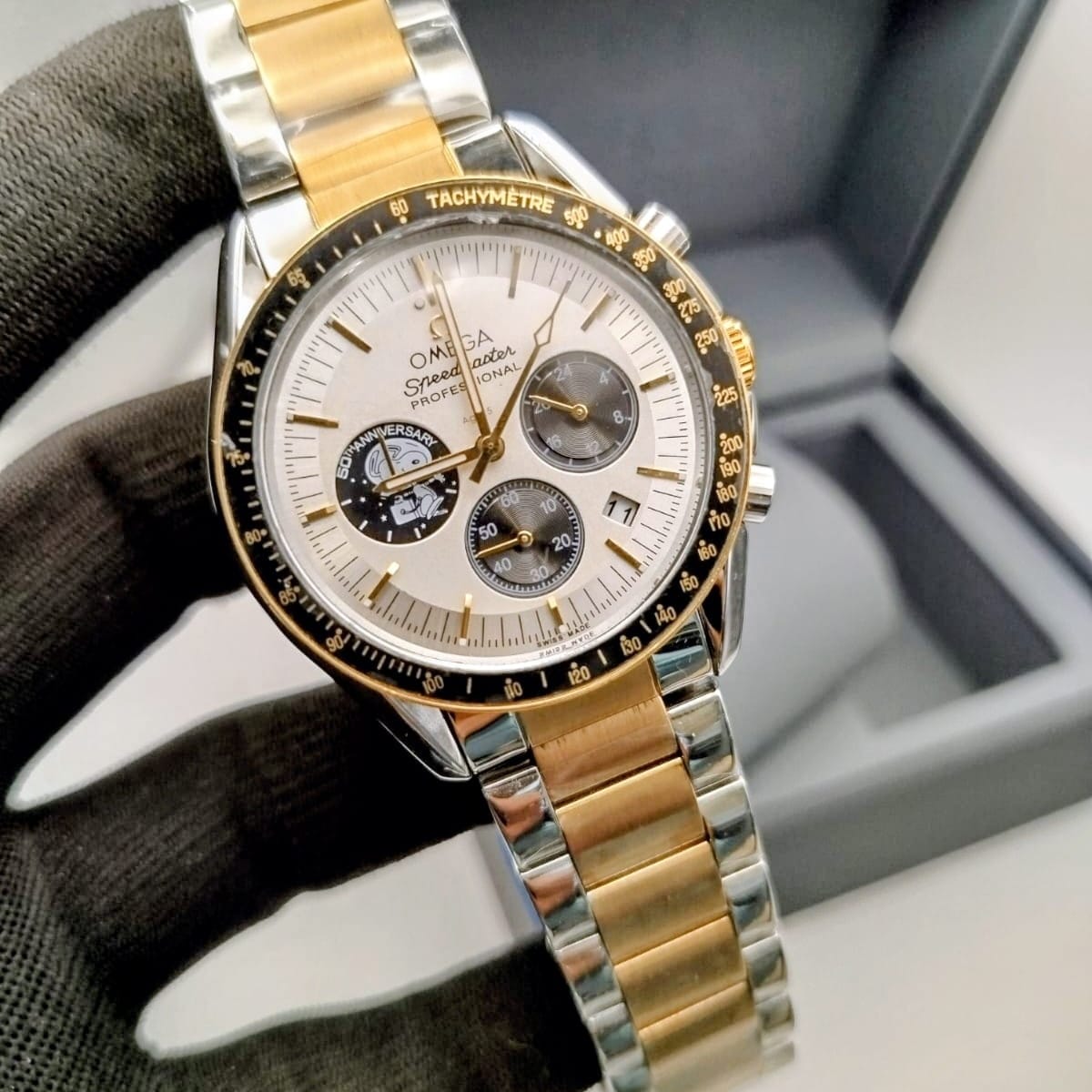 OMEGA-Speedmaster-Snoopy men's watch - Jewelsoftime