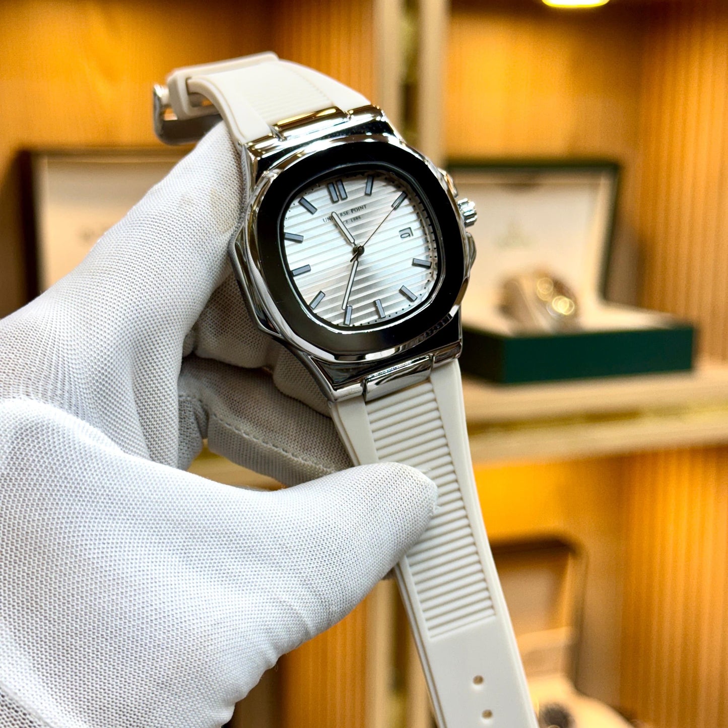 Universal point Quartz Movement Date Working - Jewelsoftime