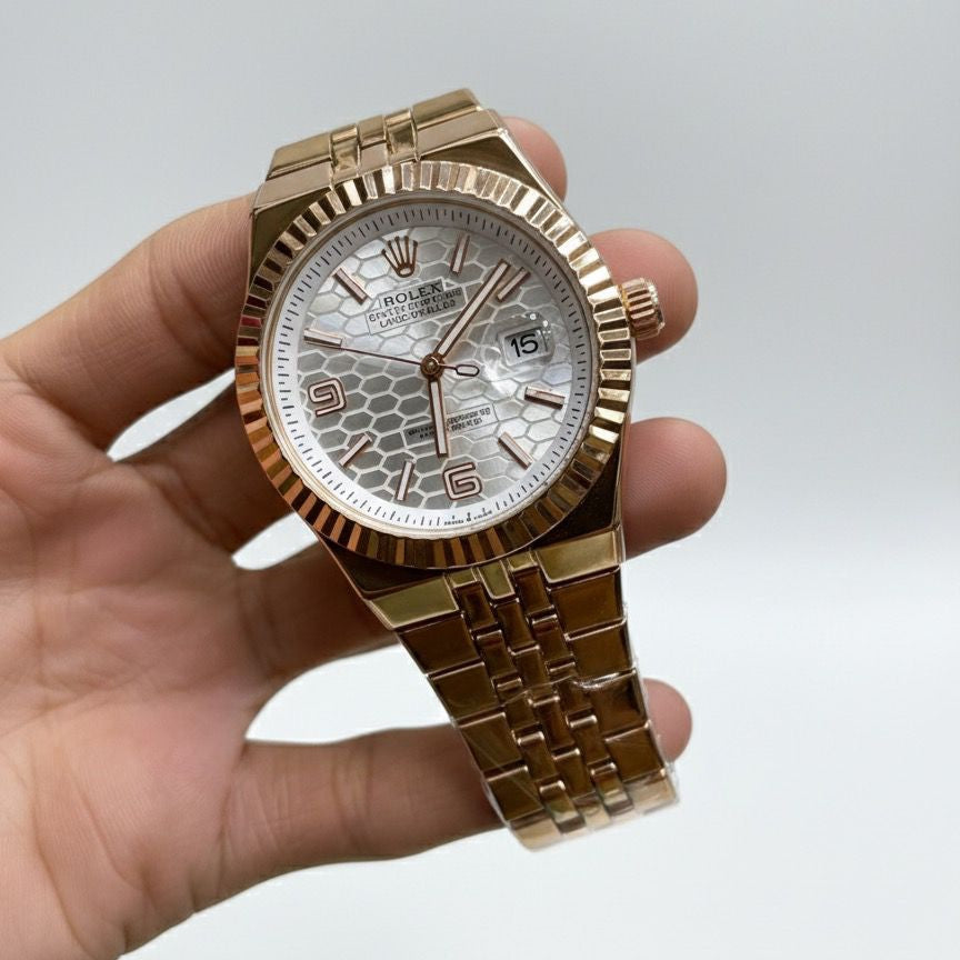 ROLEX (LAND DWELLER) Men's Watch Quartz Movement Date Working Push Lock Clasp - Jewelsoftime