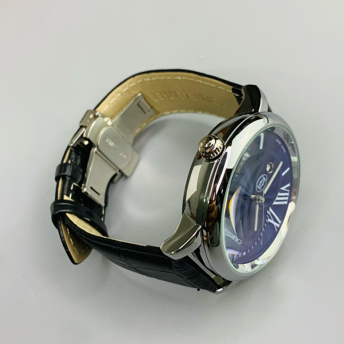 CARTIER LEATHER STRAP MEN'S WATCH - Jewelsoftime