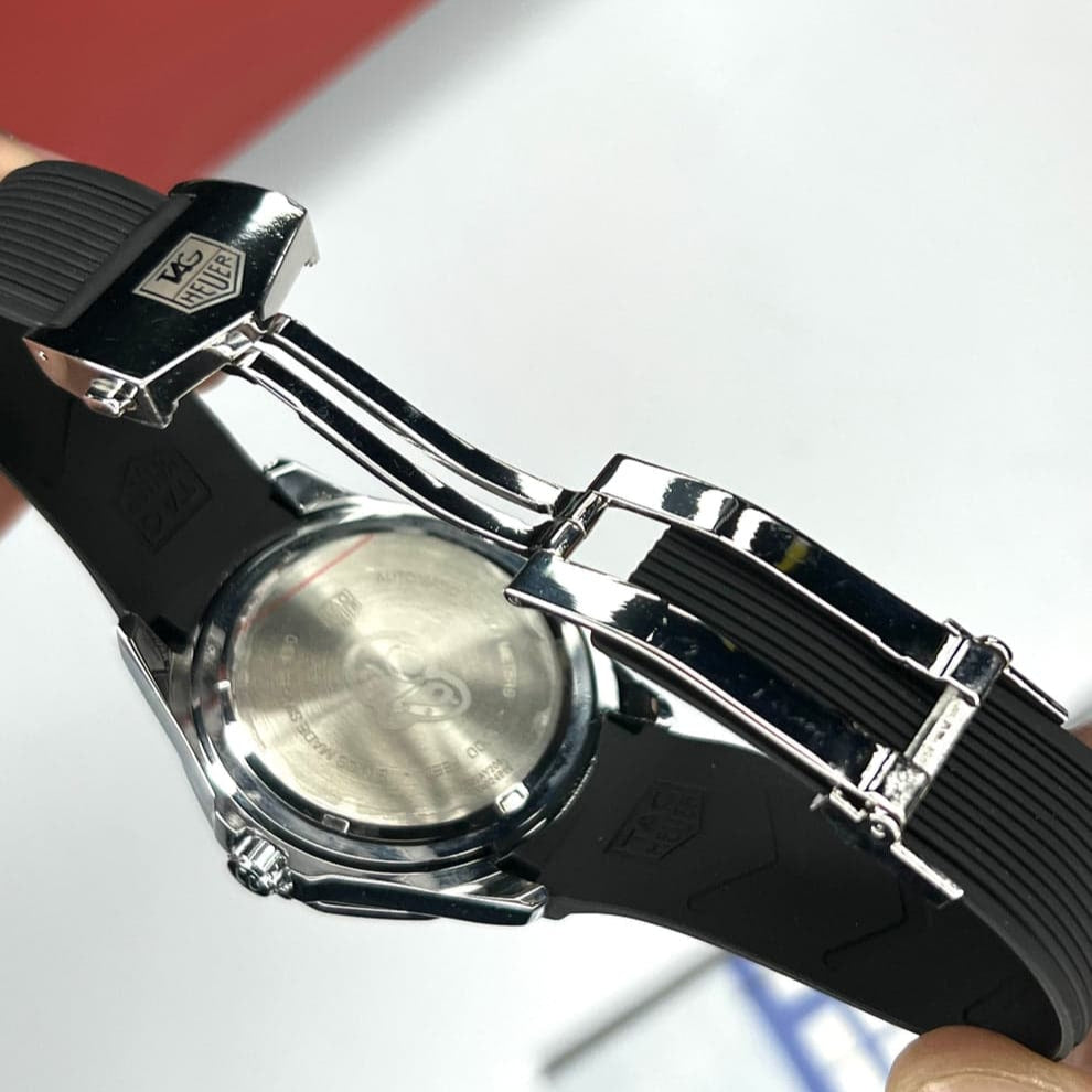 TAG Heuer Carrera Men's Watch - Jewelsoftime