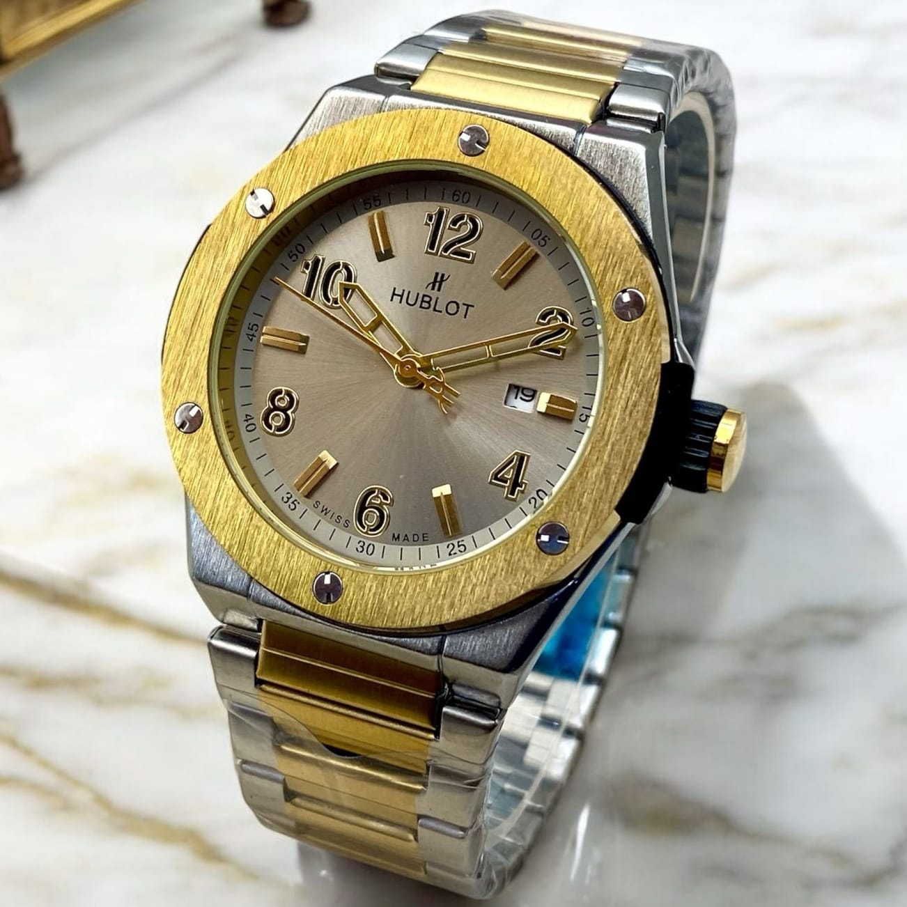 HUBLOT (NEW MODEL)DATE WORKING - Jewelsoftime