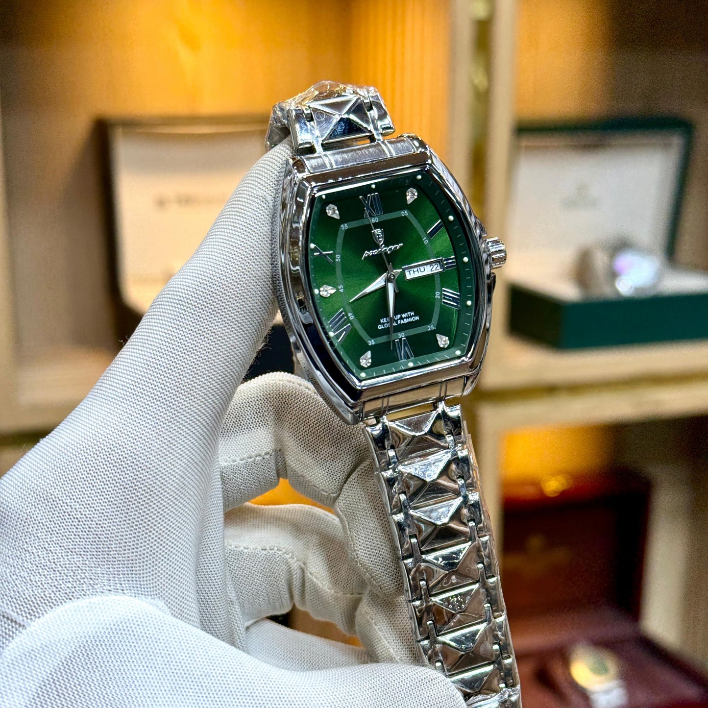 POEDAGAR Original Men's Watch Quartz Movement Date & Day Working Metal Strap Butterfly Lock - Jewelsoftime